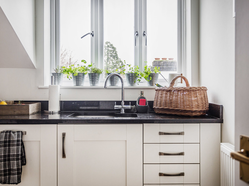 2 Bed Apartment To Rent in Reigate